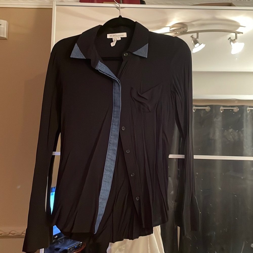 Soft BCBG Button Down